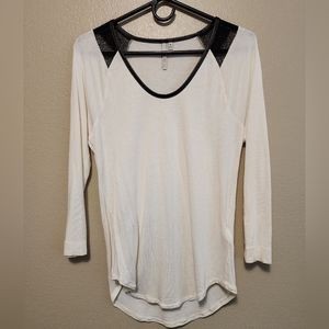 New Cream Longsleeve Lace Shoulder